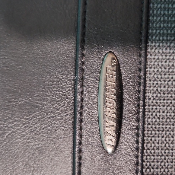 🎃NWOT! Day Runner " Berlin" Office Briefcase Black Basic - Picture 12 of 12